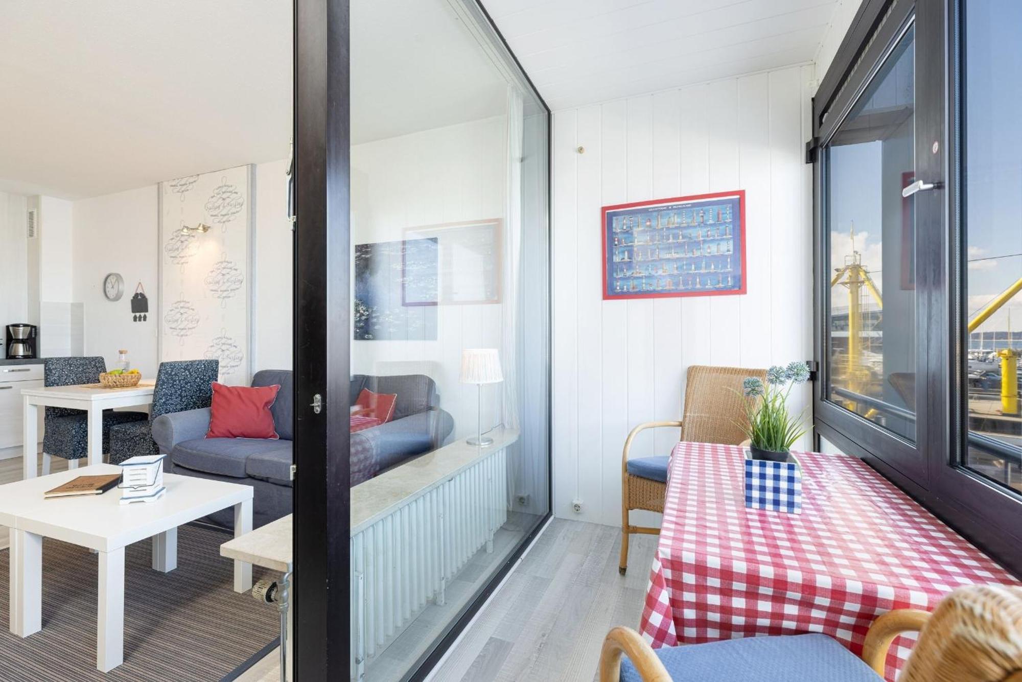 Boern Brn Seemoewe Laboe Exterior foto